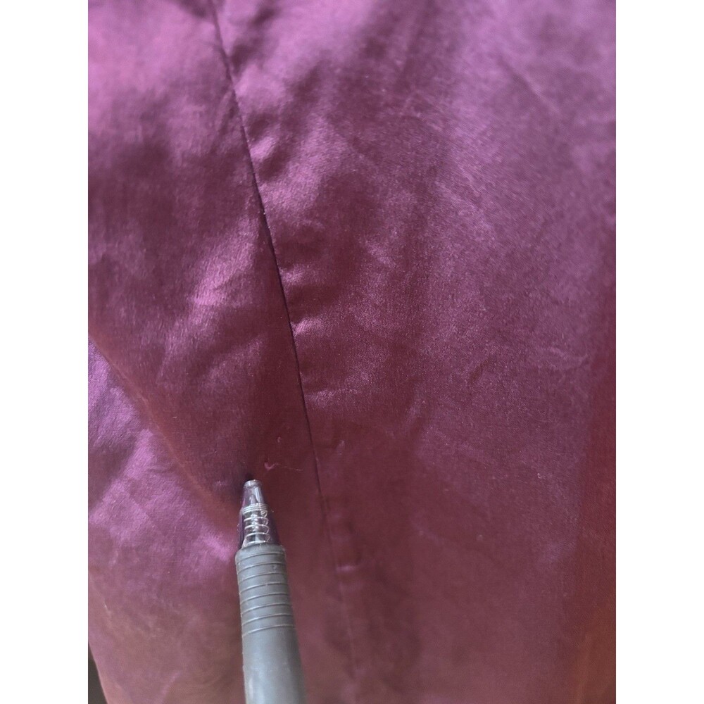 Dana Buchman 100% Silk Blouse Womens 10 Plum Satin Button Career - Picture 4 of 7